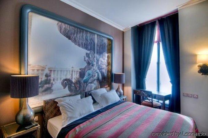 Hotel Fontaines Du Luxembourg Paris Bilik gambar